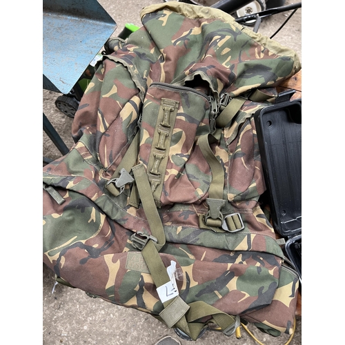 454 - Large camouflage back pack