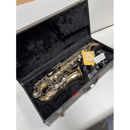 128 - Boosey and Hawkes saxophone