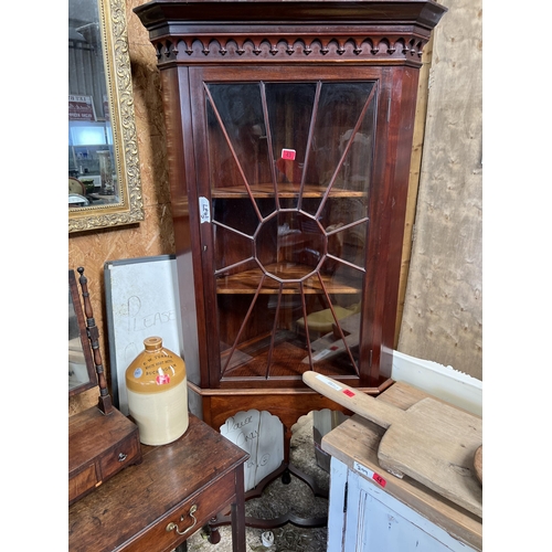 43 - glazed corner cabinet