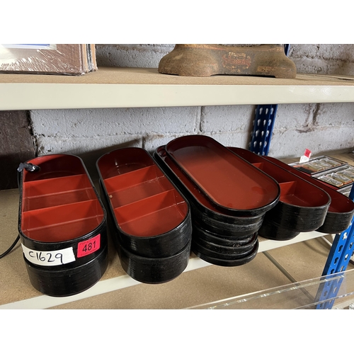 481 - Qty plastic dishes