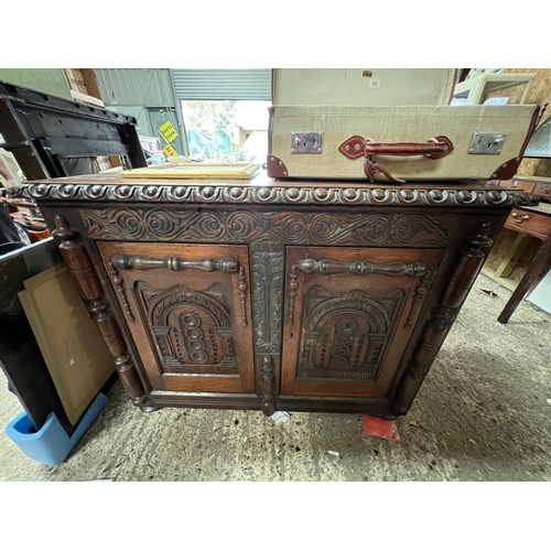 Lot 561       