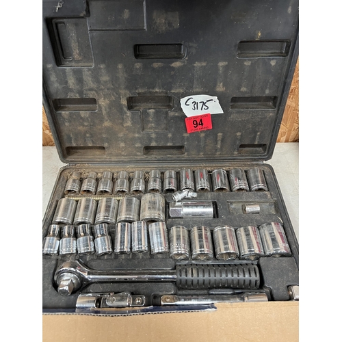 94 - Socket set