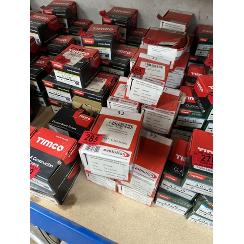 285 - 5 x boxes screws 4.2 x 42, 200 pcs in each box