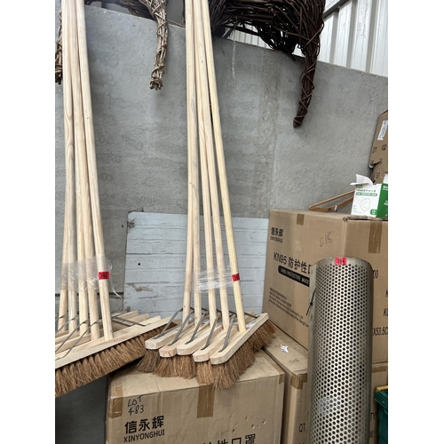 393 - 4 x new yard brooms