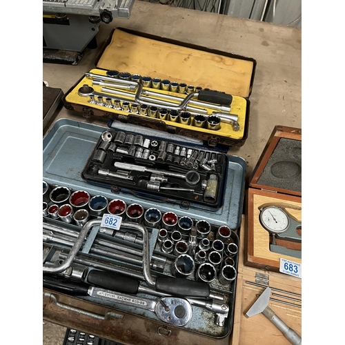 682 - 3 x part socket sets