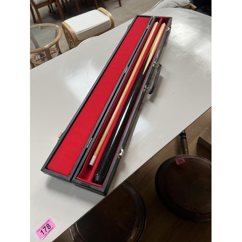 179 - Snooker cue in case