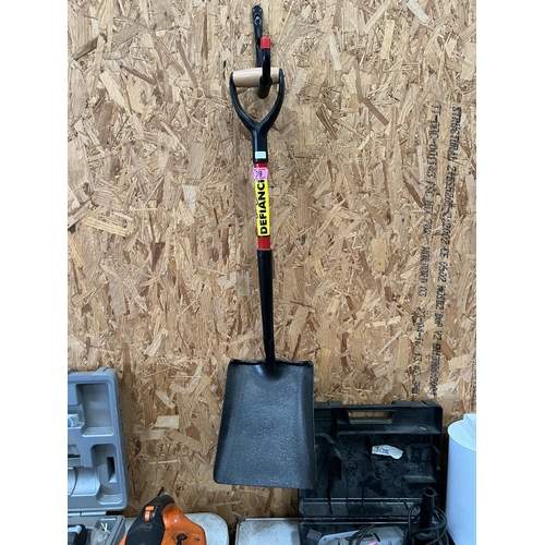 39 - heavy duty shovel h25