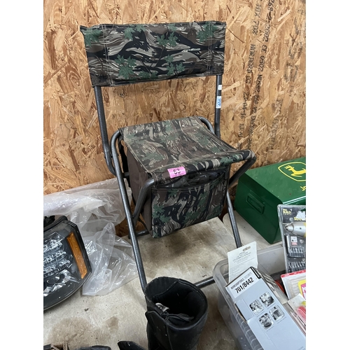 63 - fishing seat / stool h17