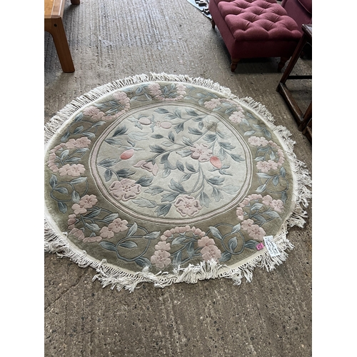 473 - round rug