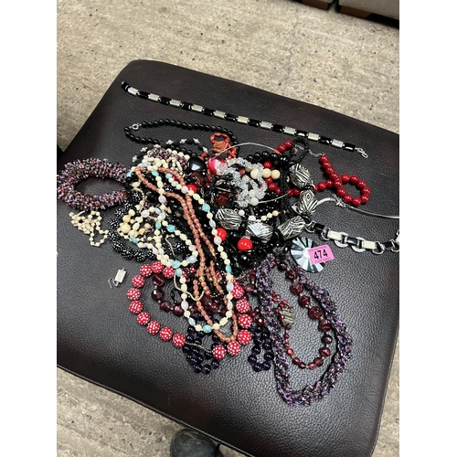 474 - Qty costume jewellery necklaces