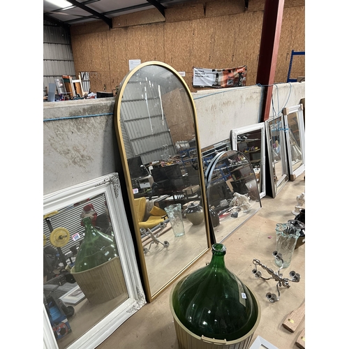 559 - gold framed arch top mirror