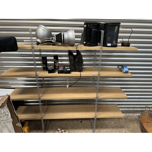 628 - shelving unit