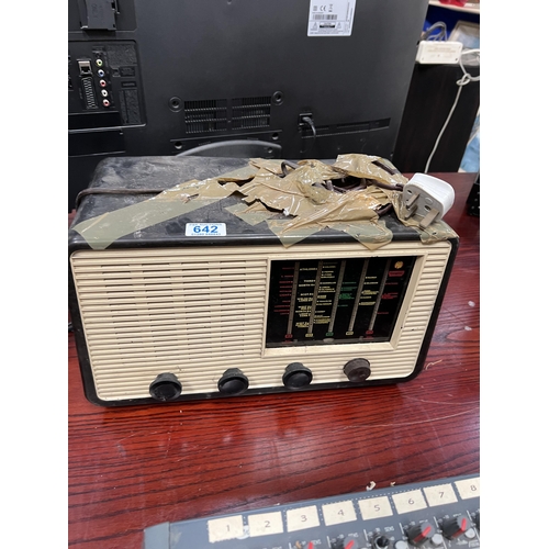 642 - vintage PYE radio untested