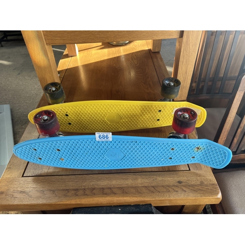 686 - 2 x skate boards