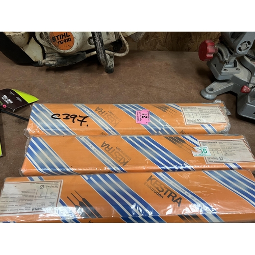 21 - 3vx packs sealed welding rods