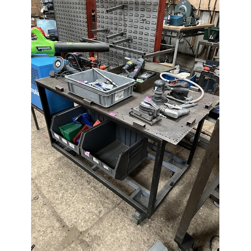 326 - heavy duty workbench on wheels