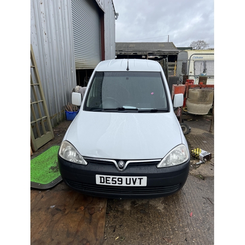 627 - 2009 Vauxhall combo 1.3cdti , long MOT , 77K miles , DE59 UVT , cat N