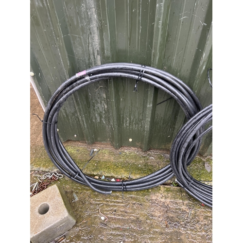 520 - length armoured cable...