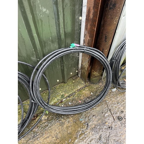 522 - length armoured cable...