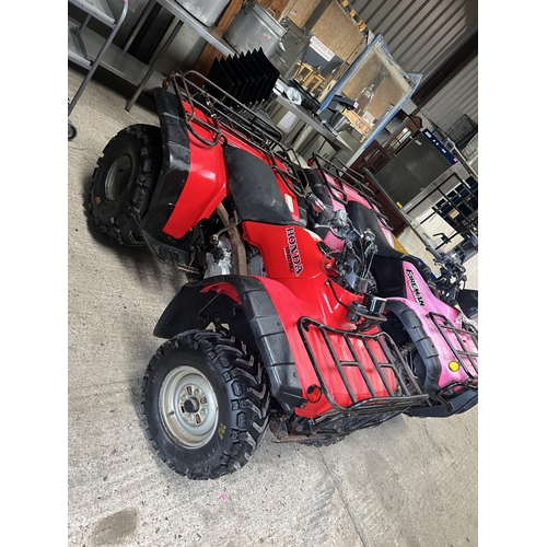 528 - 1999 HONDA TRX300 big red 2WD , working order...