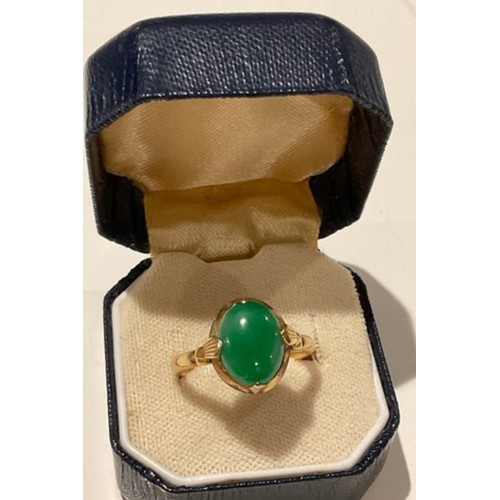 136 - 18ct gold ring , green stone ( Emarald)  , stamped 18ct makers initial’s WJS , yellow gold with gree... 