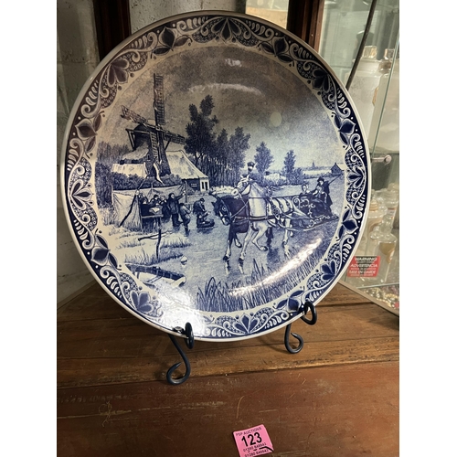 123 - large Blue / white delft plate , decorated Dutch scene