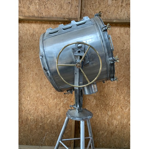 400 - large Suez Canal spot light