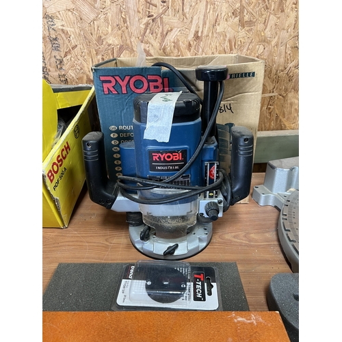 13 - Ryobi Router