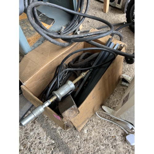 210 - box mixed air line , welding clamps etc..