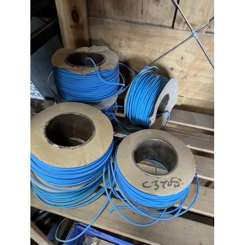 497 - Qty blue electric wire