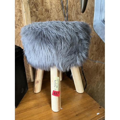 657 - furry top 3 leg stool