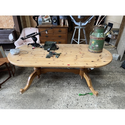 666 - pine oval dinning table