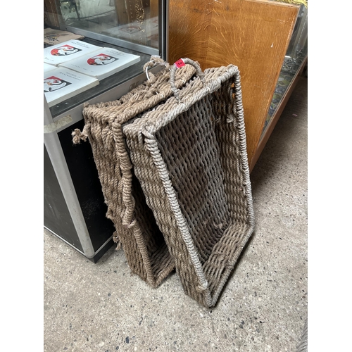 713 - 2 x large rope / basket trays