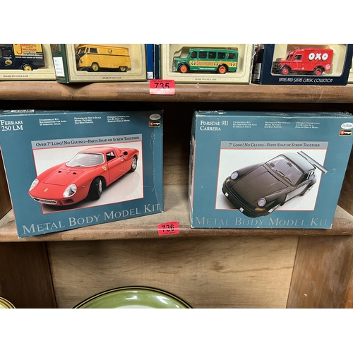 736 - 2 x Burago model kits , Ferrari & Porsche