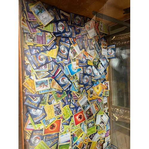 717 - Large Qty mixed Pokémon cards