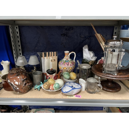 624 - sheif mixed bric a brac