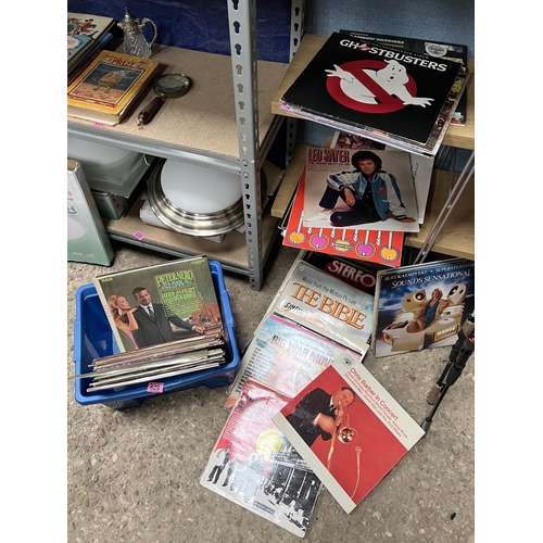 629 - crate mixed records LP’s