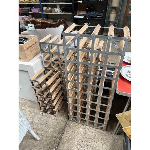 552 - 3 x wine racks