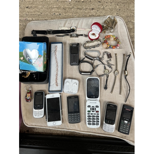 599 - mixed lot mobile phones & costume jewellery