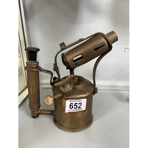 652 - Brass blow torch