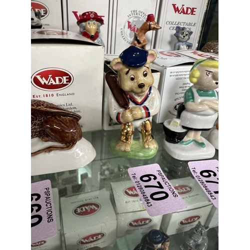 670 - WADE ceramic figure 2003 Ltd edition of only 250 , LIL CRICKETER