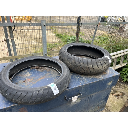 648 - 2 x motorbike tyres