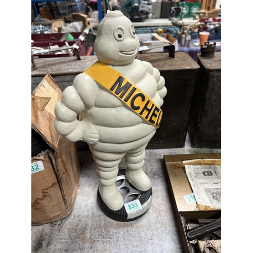 833 - Heavy cast iron Michelin man h198