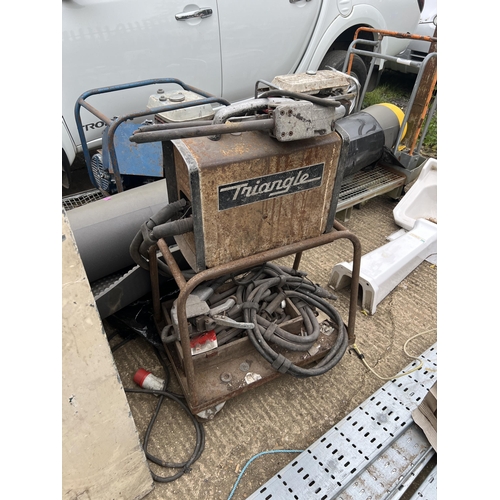 604 - 3 phase spot welder SAS