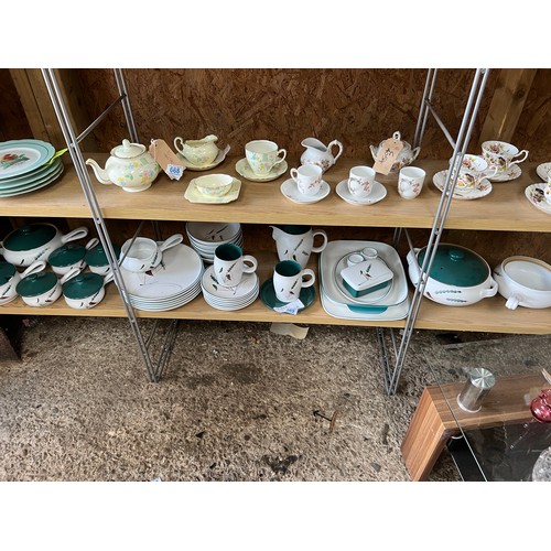 668 - Shelf mixed China cups / saucers etc..