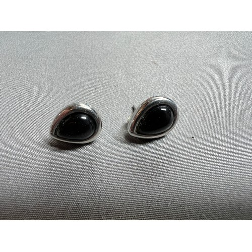 691 - pair Silver stud earrings