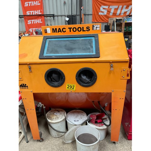 292 - LARGE Sand Blasting cabinet SBC 420 , fitted with blast gun , foot control / light , plus crate spar... 