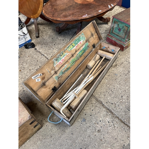 107 - Jaques Croquet set a/f