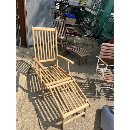 20 - Pair garden steamer chairs