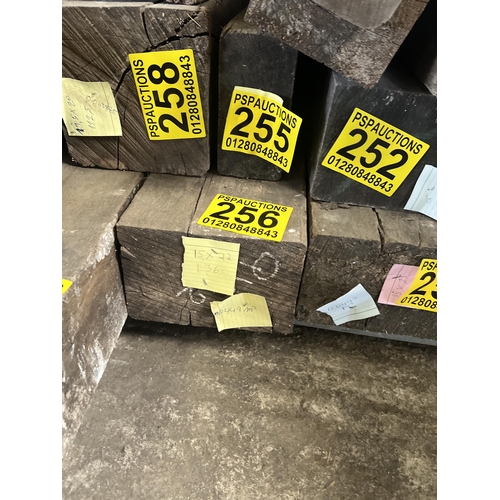 256 - Reclaimed oak beam 136x15x22